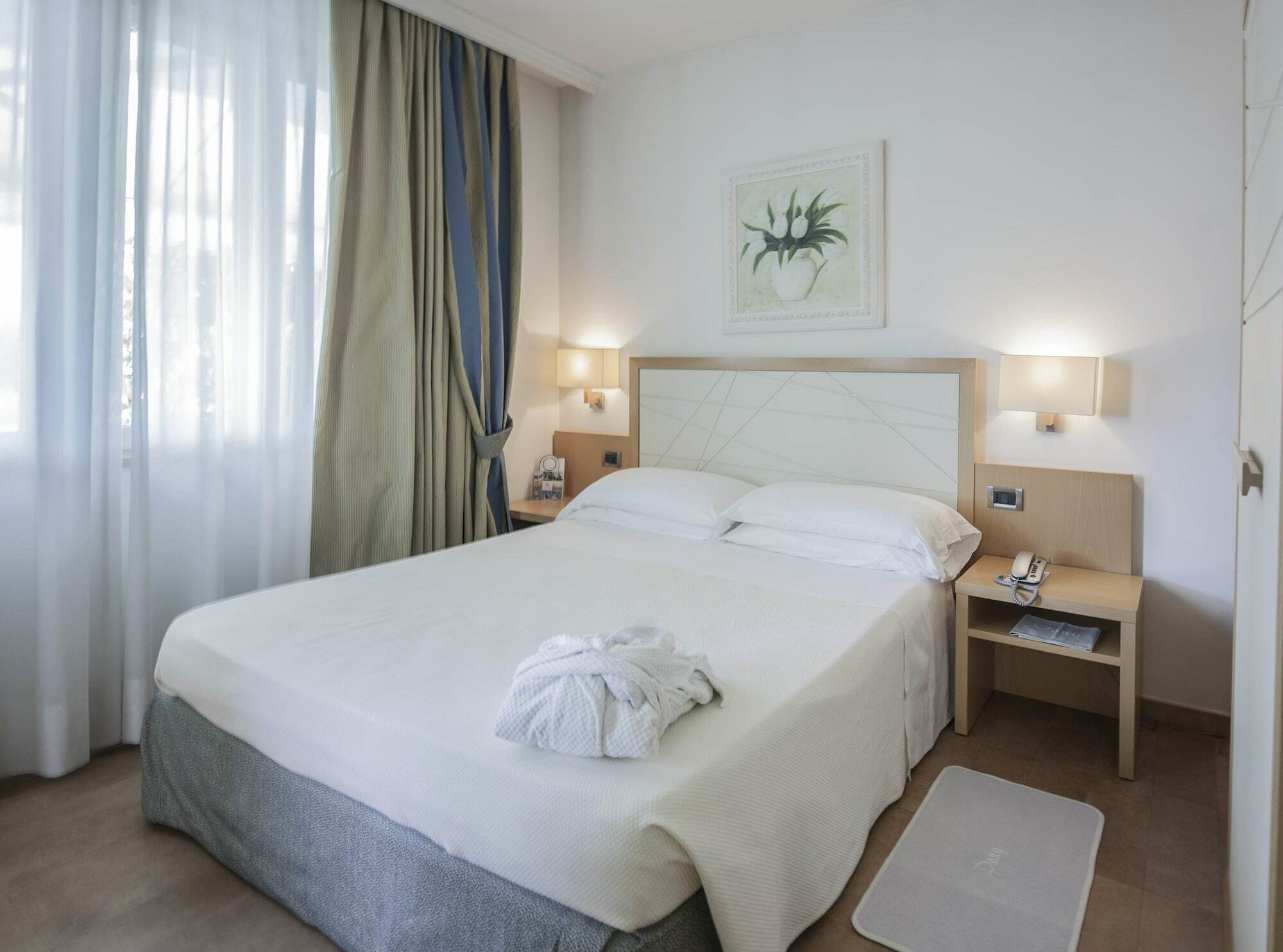 Hotel Dany Marina di Massa Exteriör bild